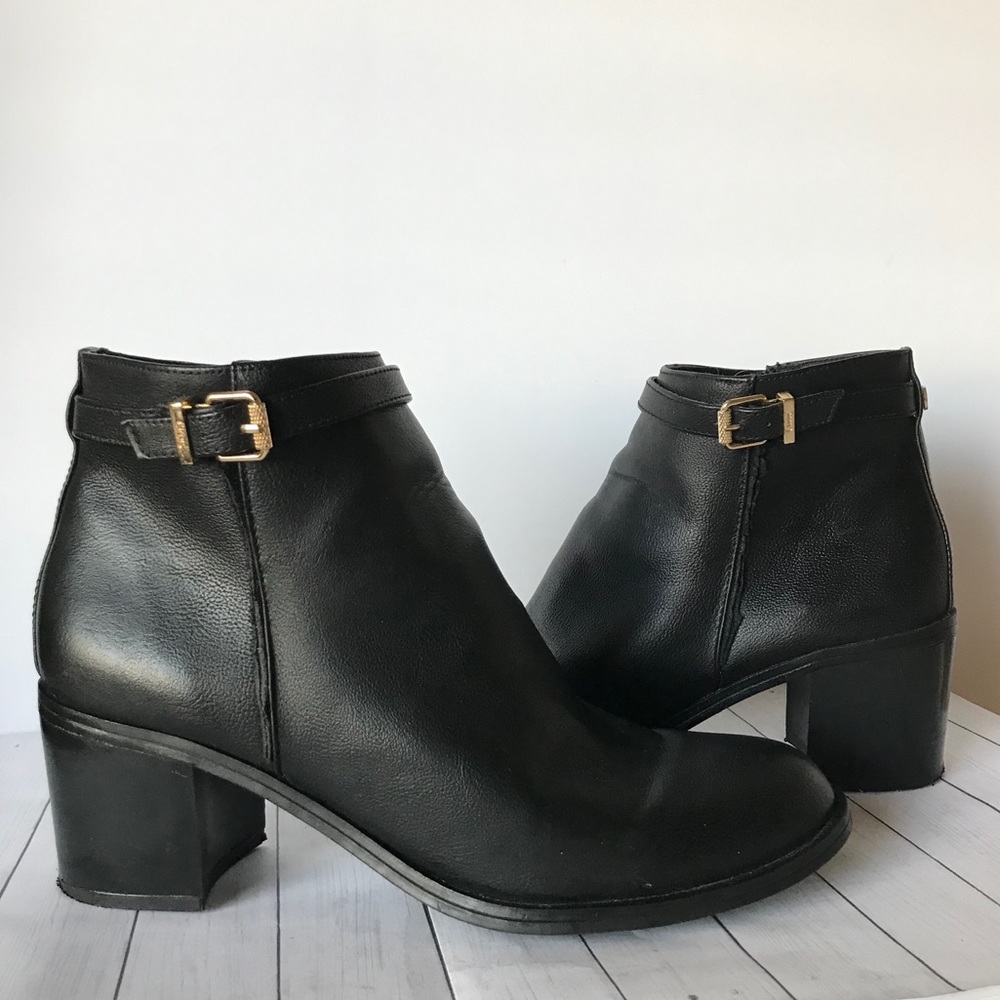 Circus by Sam Edelman Black Booties Ankle Boots 10